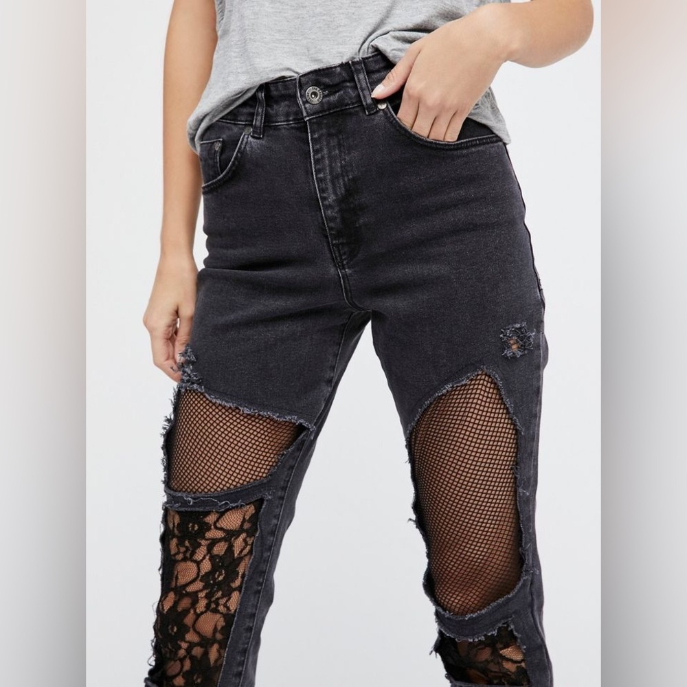 The Ragged Priest Distressed Black High Rise Jeans